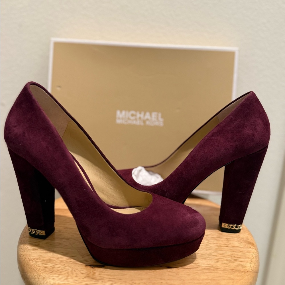 Michael Kors Sabrina Suede Platform Pumps – Plum – New in Box (7.5M)